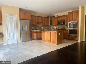 44259 Huron Ter in Ashburn, VA - Building Photo - Building Photo