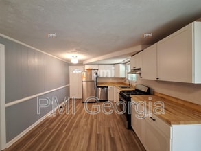 6139 Lullwater Dr in Douglasville, GA - Building Photo - Building Photo
