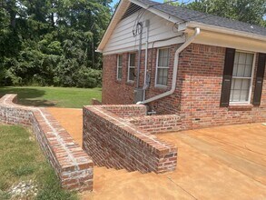 620 Dyer Cir in Benton, AR - Building Photo - Building Photo