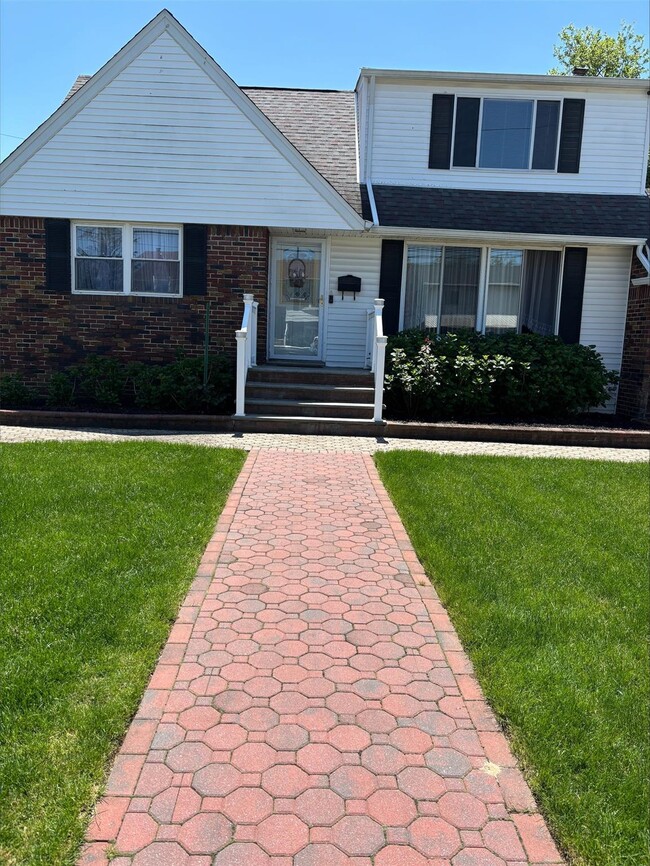property at 325 43rd St