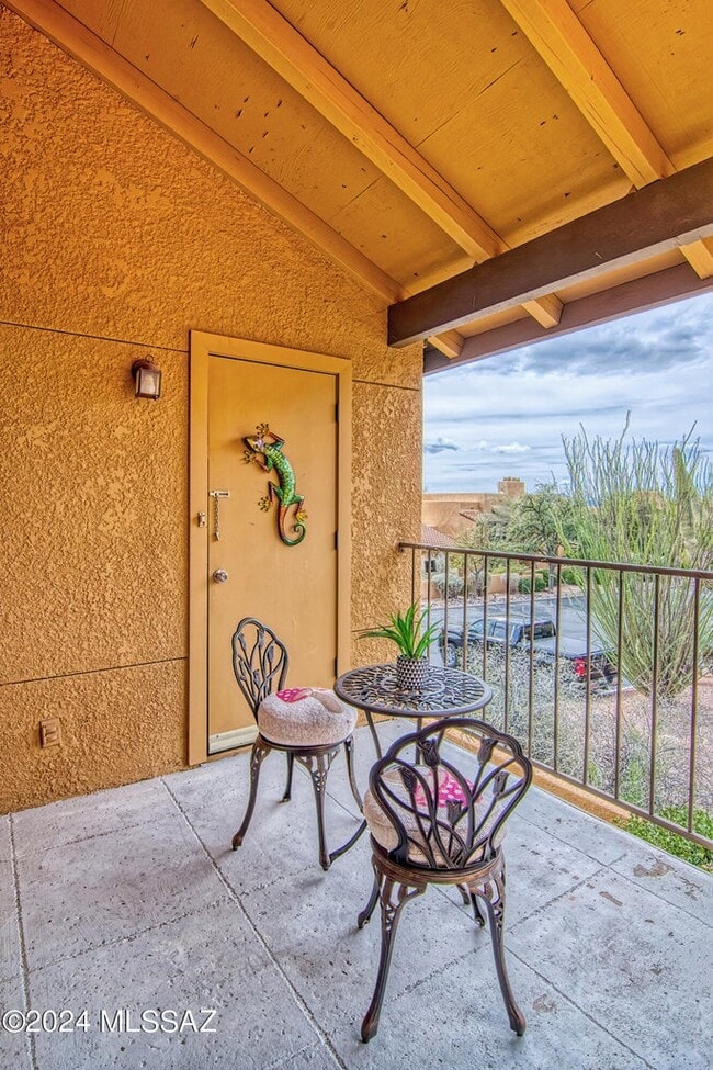 6651 N Campbell Ave in Tucson, AZ - Building Photo - Building Photo