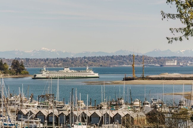 property at 5834 Packard Ln NE