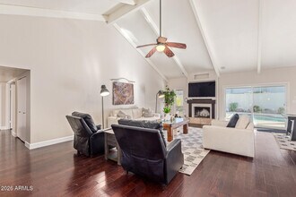 7337 E Citrus Way in Scottsdale, AZ - Building Photo - Building Photo