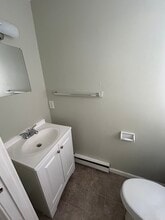 99 Lawrence St in Palmer, MA - Building Photo - Building Photo