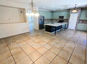 3638 E Canter Rd in Tucson, AZ - Building Photo - Building Photo