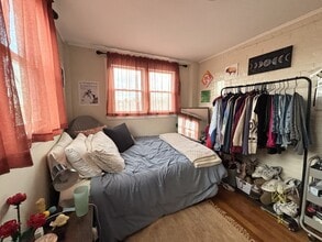 1477 Beacon St, Unit 44 in Brookline, MA - Building Photo - Building Photo