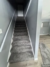 5 Kim Ave in Londonderry, NH - Building Photo - Building Photo