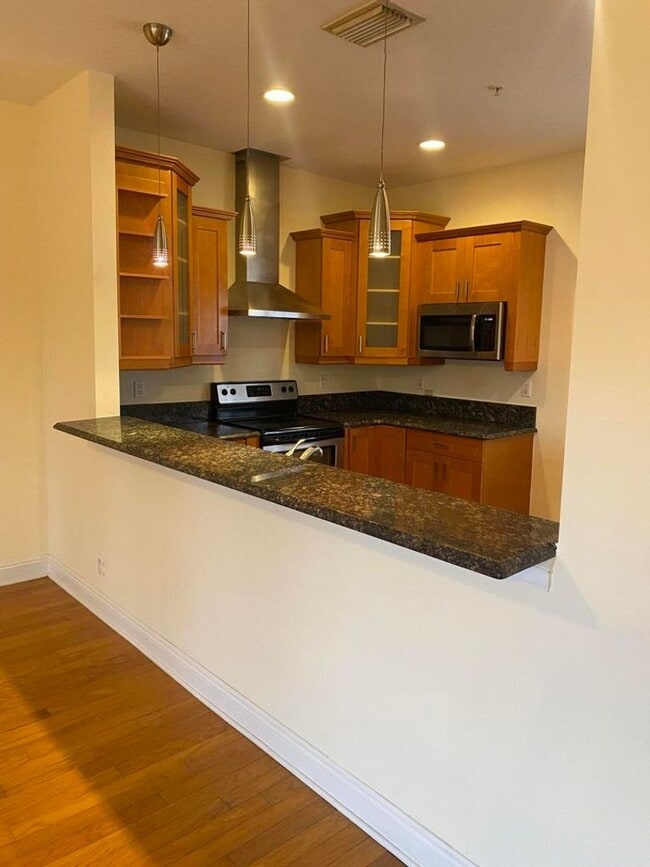 property at 1950 2nd St