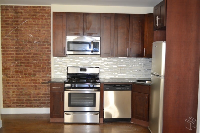 720 W 181st St in New York, NY - Building Photo