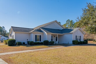 Weatherstone Park in New Bern, NC - Building Photo - Building Photo