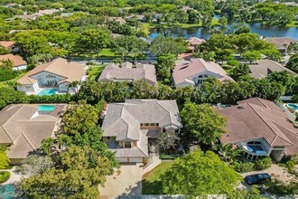 2622 NW 49th St in Boca Raton, FL - Building Photo - Building Photo