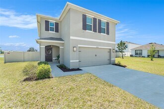 10506 Penny Gale Loop in San Antonio, FL - Foto de edificio - Building Photo