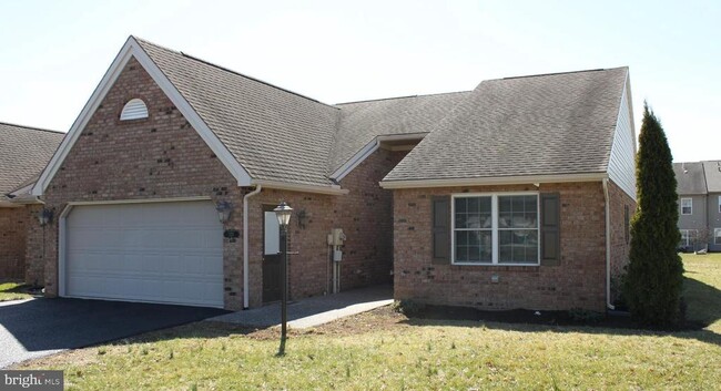 223 Mill Rd in Chambersburg, PA - Building Photo - Building Photo