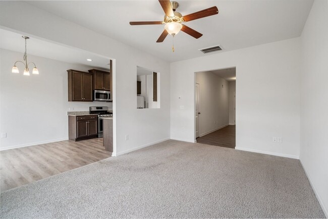 property at 132 Clingstone Trl