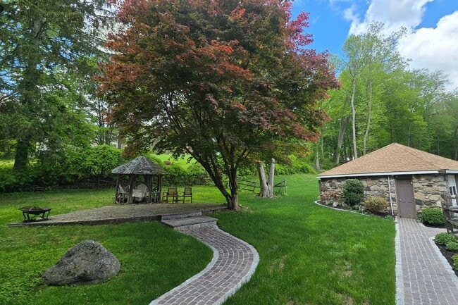 property at 85 Washington Rd
