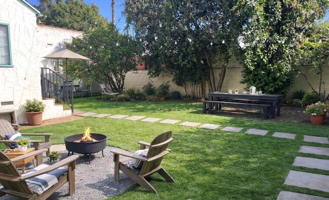 459 N Alfred St in Los Angeles, CA - Building Photo - Building Photo