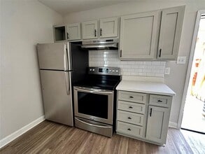 809 Kingdom in Waxahachie, TX - Building Photo - Building Photo