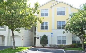 12861 Madison Pointe Cir in Orlando, FL - Building Photo