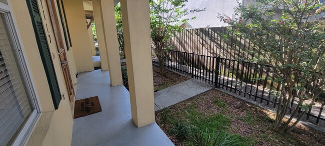 1112 Islamorada Ln in Tampa, FL - Building Photo - Building Photo