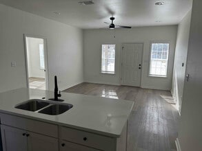 528 Bowser Rd in Monticello, AR - Foto de edificio - Building Photo