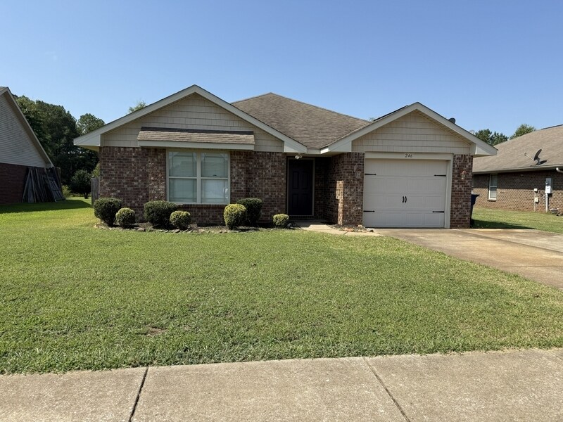 246 Fields Pond Dr in Madison, AL - Building Photo