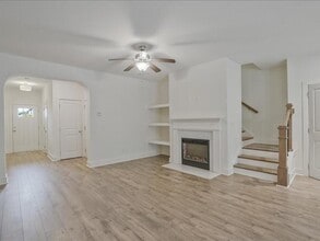 6413 Shalks Xing Dr in Lithonia, GA - Building Photo - Building Photo