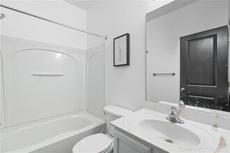 5747 Pine Oak Dr NW in Norcross, GA - Building Photo - Building Photo