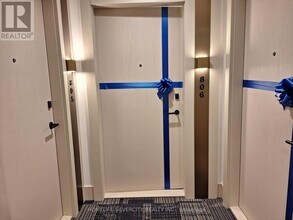 3006 William Cutmore Blvd in Oakville, ON - Building Photo - Building Photo