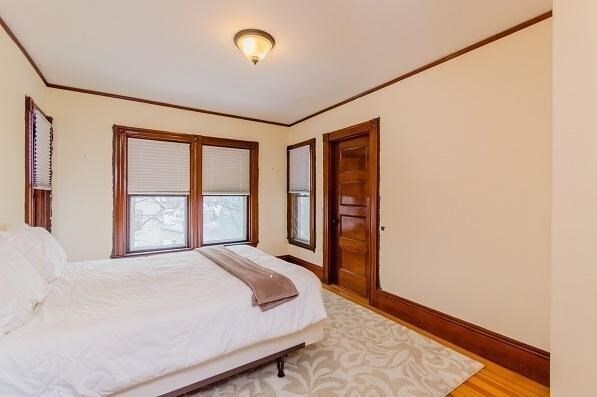 1068 South St, Unit 2 in Boston, MA - Foto de edificio