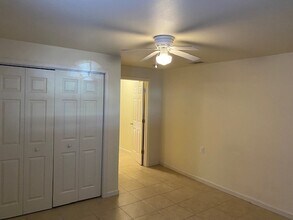 829 Olga St in New Orleans, LA - Foto de edificio - Building Photo