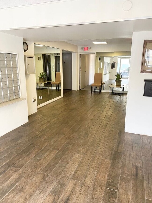 98-945-945 Moanalua Rd in Aiea, HI - Building Photo - Building Photo