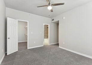 Saratoga Ridge in Austin, TX - Building Photo - Building Photo