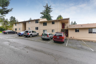 Laurie Ann Apartments in Salem, OR - Building Photo - Building Photo