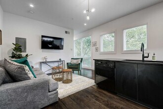 940 Piedmont Ave NE in Atlanta, GA - Building Photo - Building Photo