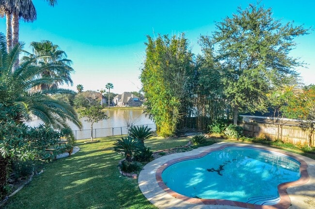 property at 2926 Williams Grant