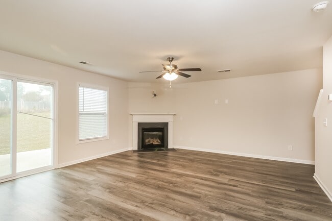 1038 Winter Wy in Lexington, SC - Building Photo - Building Photo