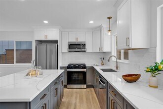 11602 Big Trail in Austin, TX - Building Photo - Building Photo
