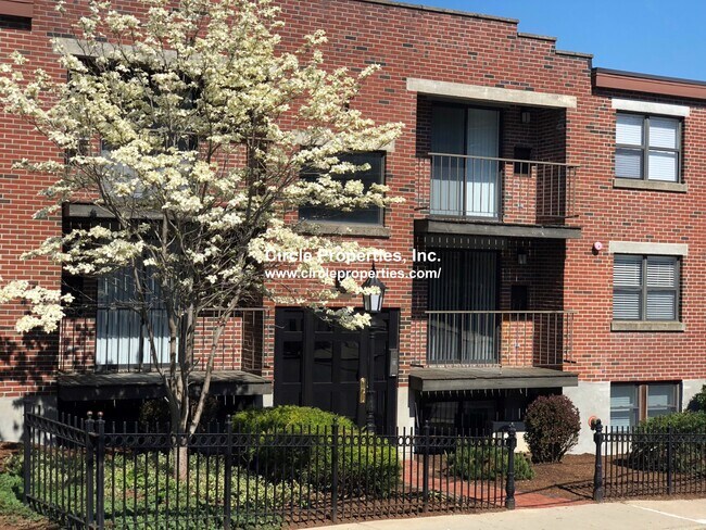 25 Darling St, Unit 11 in Boston, MA - Building Photo - Building Photo