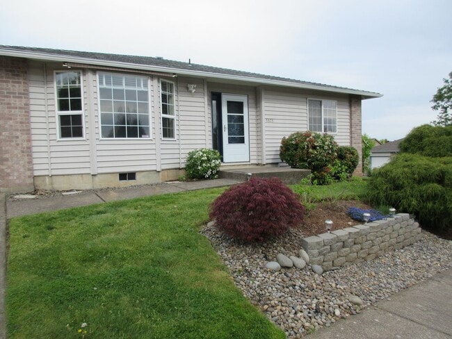 5375 Summerlake St SE in Salem, OR - Building Photo - Building Photo