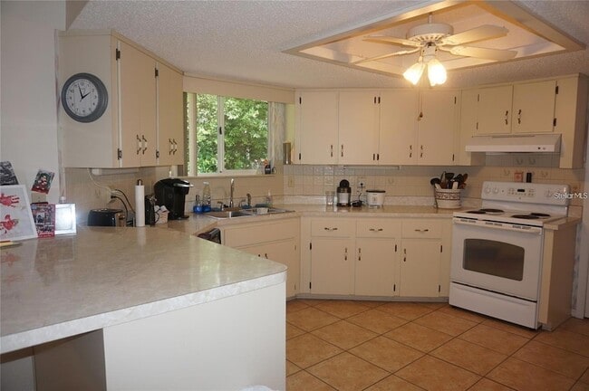 10819 SW 83rd Ct in Ocala, FL - Building Photo - Building Photo