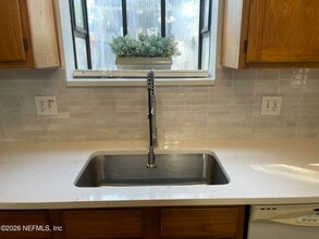 2002 First St in Neptune Beach, FL - Building Photo - Building Photo