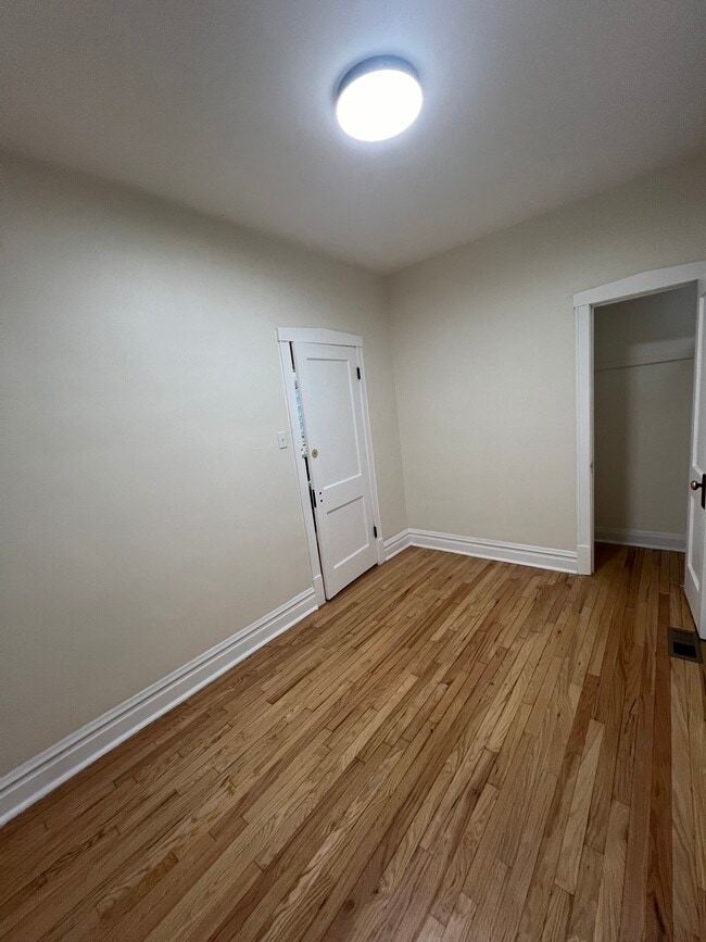 4434 S California Ave, Unit 1 in Chicago, IL - Building Photo - Building Photo