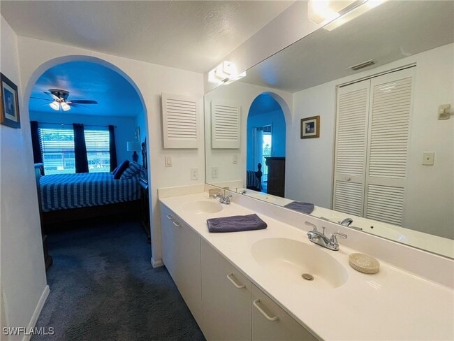 property at 4410 Chantelle Dr