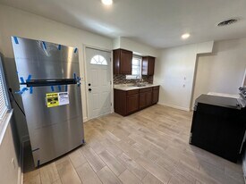 3138 S Clement Ave, Unit 3138 South Clement Ave in Milwaukee, WI - Building Photo