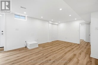 39 Carter Bennett Dr in Ajax, ON - Building Photo - Building Photo