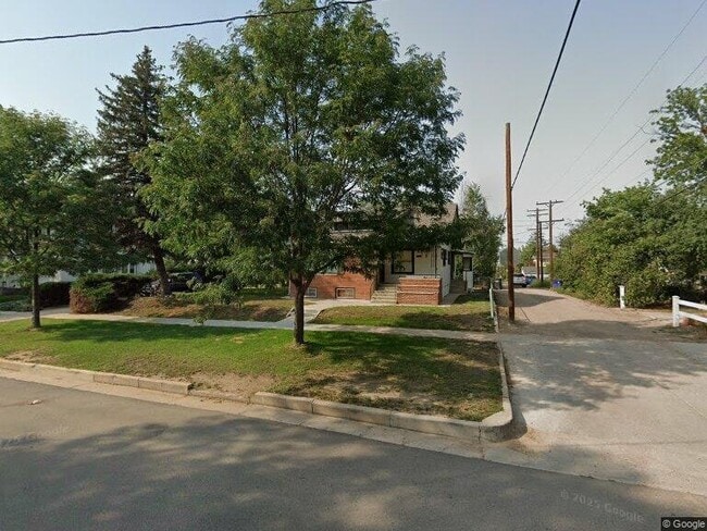 property at 1117 17th St