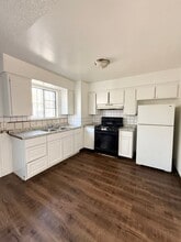 3308 E Olive Ave in Fresno, CA - Building Photo - Building Photo