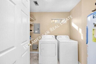 1810 Pointed Leaf Ln in Fort Walton Beach, FL - Building Photo - Building Photo