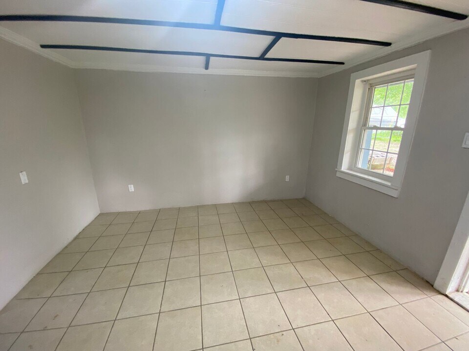105 Stokes St-Unit -Basement in Tallapoosa, GA - Building Photo