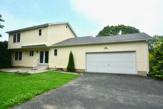 414 Boxwood Ln in Middletown, DE - Building Photo - Building Photo